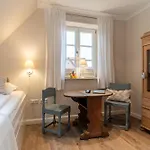 Vakantiehuis Nest Und *